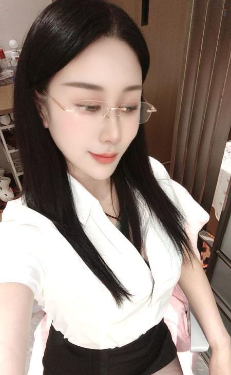 苏西御姐范女王