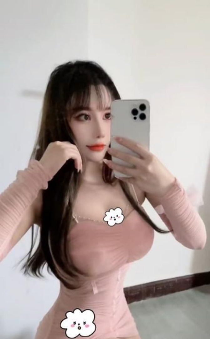 肤白貌美逼紧欲女兼职