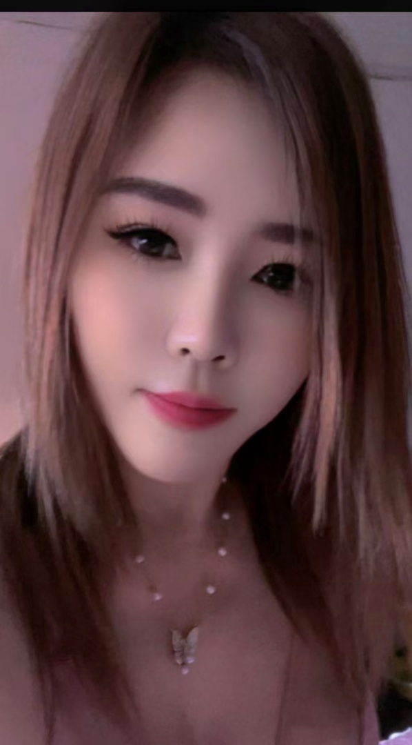 秦淮大奶喷水少妇