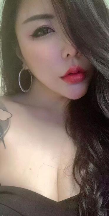栖霞巨乳肥臀