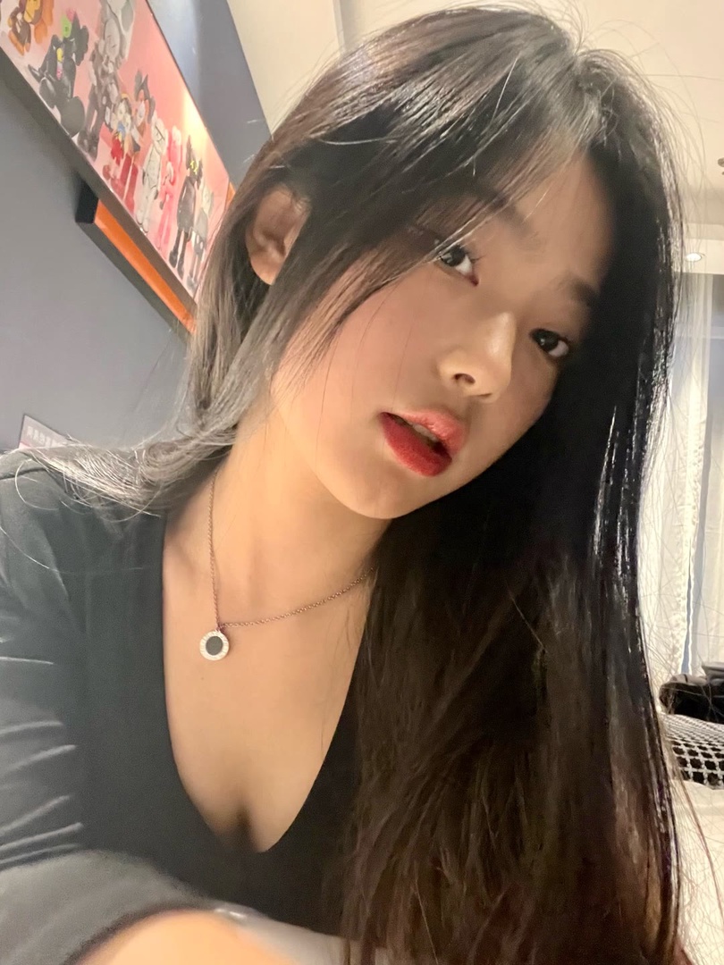 迷人性感粉嫩琳琳有公寓