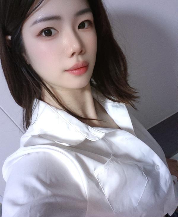 月亮岛梨花