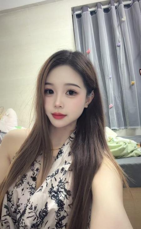 黄埔身材好妹子
