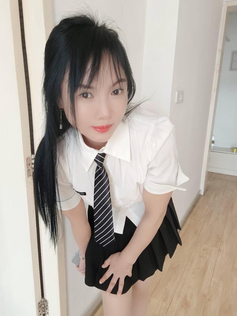 性感娇小少妇