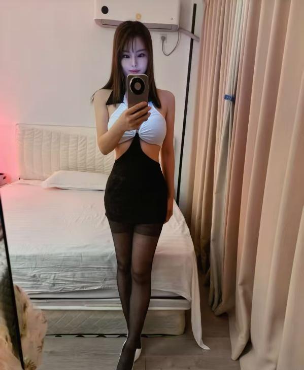 御姐范温柔小姐姐
